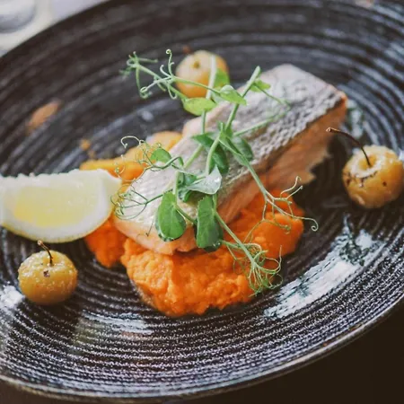 Menlo Park 4*