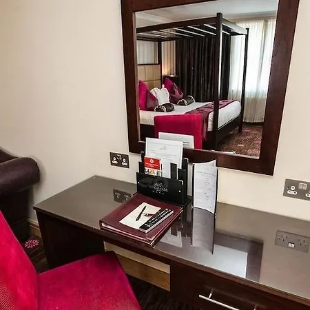 Menlo Park Hotel Galway