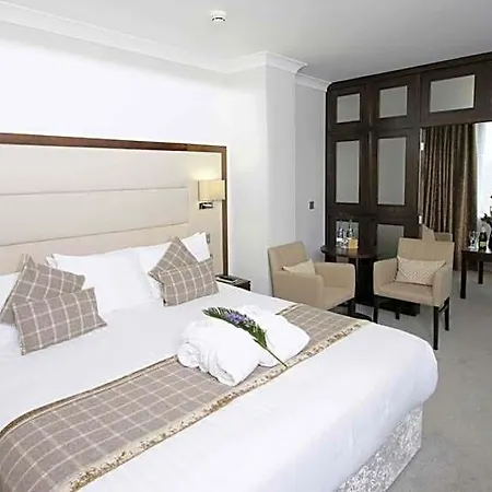Menlo Park Hotell 4*