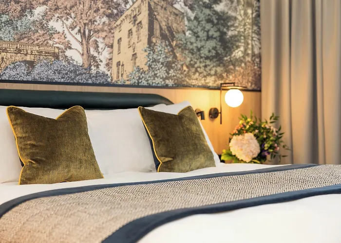 Menlo Park Hotel 4*