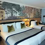Menlo Park 4*