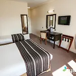 Menlo Park 4*