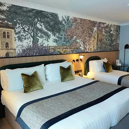 Menlo Park 4*