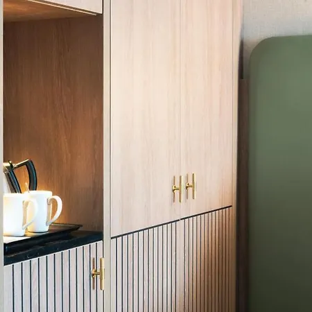 Menlo Park Hotell 4*