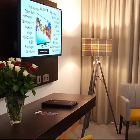 Menlo Park Hotell 4*